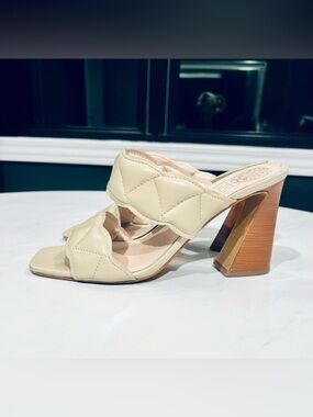 Vince Camuto Quilted Cream Slide with Block Heel - Women size 8